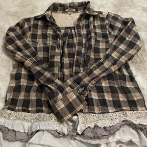 Gimmicks ruffle flannel